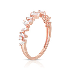 Baguette and Round Diamond Offset Ring, rose gold, 16 diamonds, 0.34 carats - URBAETIS Fine Jewelry