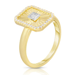 Fluted Baguette and Pave Diamond Ring, 14k yellow gold, 0.2 carats - URBAETIS Fine Jewelry