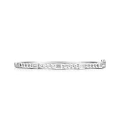 Bezel Baguette Curb Chain Bangle, 14K White Gold- URBAETIS Fine Jewelry