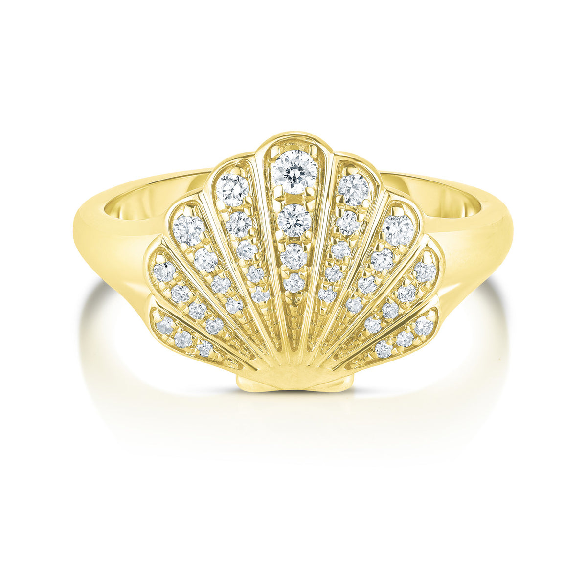 Diamond Shell Signet Ring, 14K Yellow gold- URBAETIS Fine Jewelry