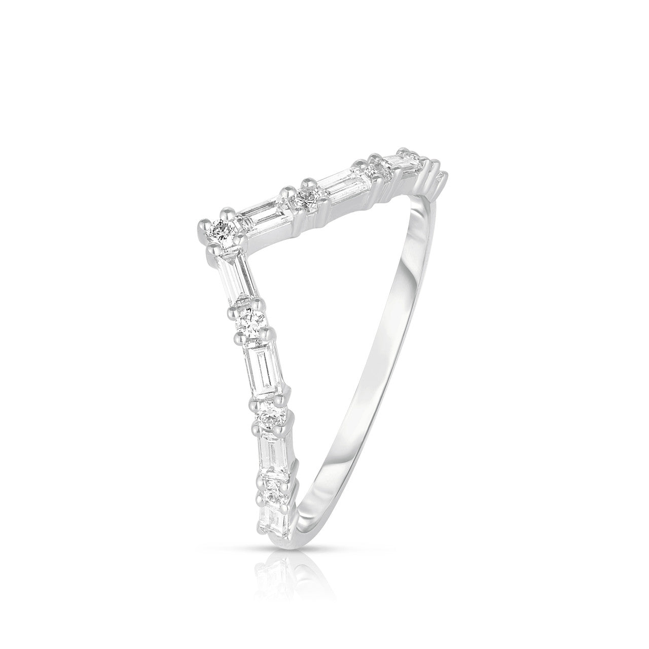 Round and Baguette Diamond V Ring, 14k white gold, side view - URBAETIS Fine Jewelry
