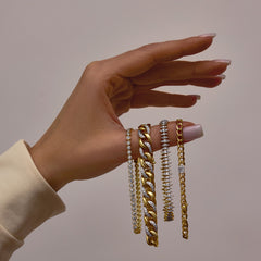 Marquise Illusion Diamond Tennis Bracelet, 14K Yellow Gold- URBAETIS Fine Jewelry