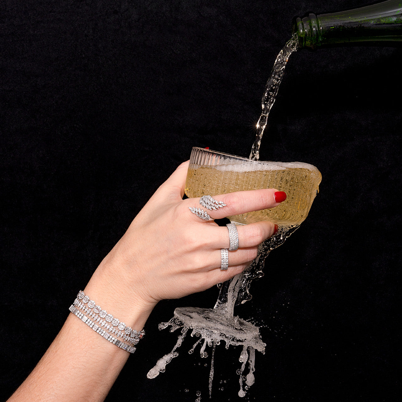 Marquise Wrap Ring, 14k white gold, 1.29 carats - URBAETIS Fine Jewelry