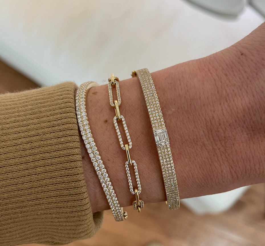 Gold and Diamond Long Link Chain Bracelet, 14k yellow gold, 1.32 carats - URBAETIS Fine Jewelry