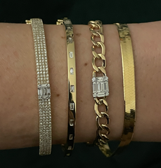 TriBeCa Illusion Emerald Diamond Cluster Bracelet, 14k yellow gold - Urbaetis Fine Jewelry