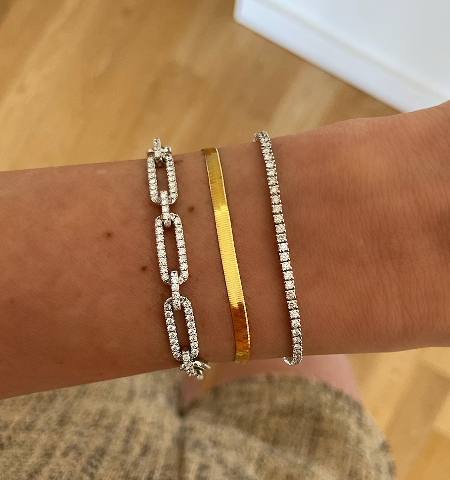 4 Prong Tennis Bracelet, 2 carats, 14k white gold - URBAETIS Fine Jewelry