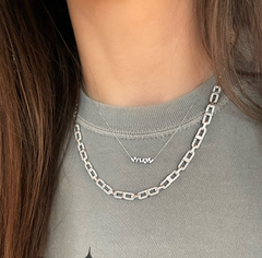 Baguette and Round Diamond Bar Necklace, 14k white gold, 9 diamonds, 0.19 carats - URBAETIS Fine Jewelry