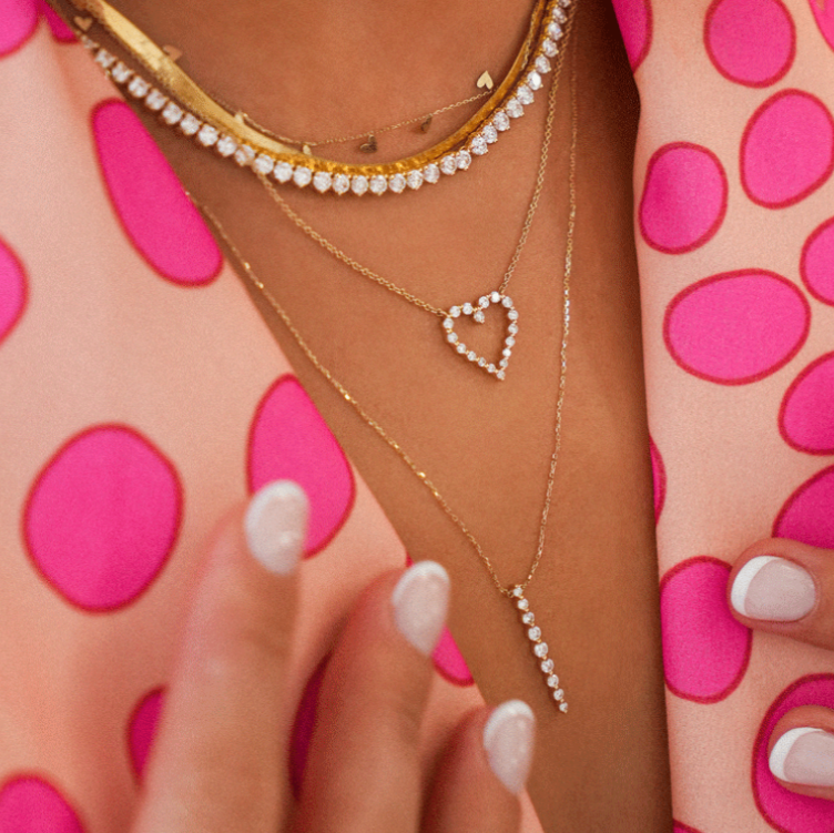 Graduated Single Prong Pendant in 14k Yellow Gold - URBAETIS Fine Jewelry