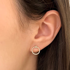 Baguette Diamond and Circle Stud, 14K Yellow Gold- URBAETIS Fine jewelry