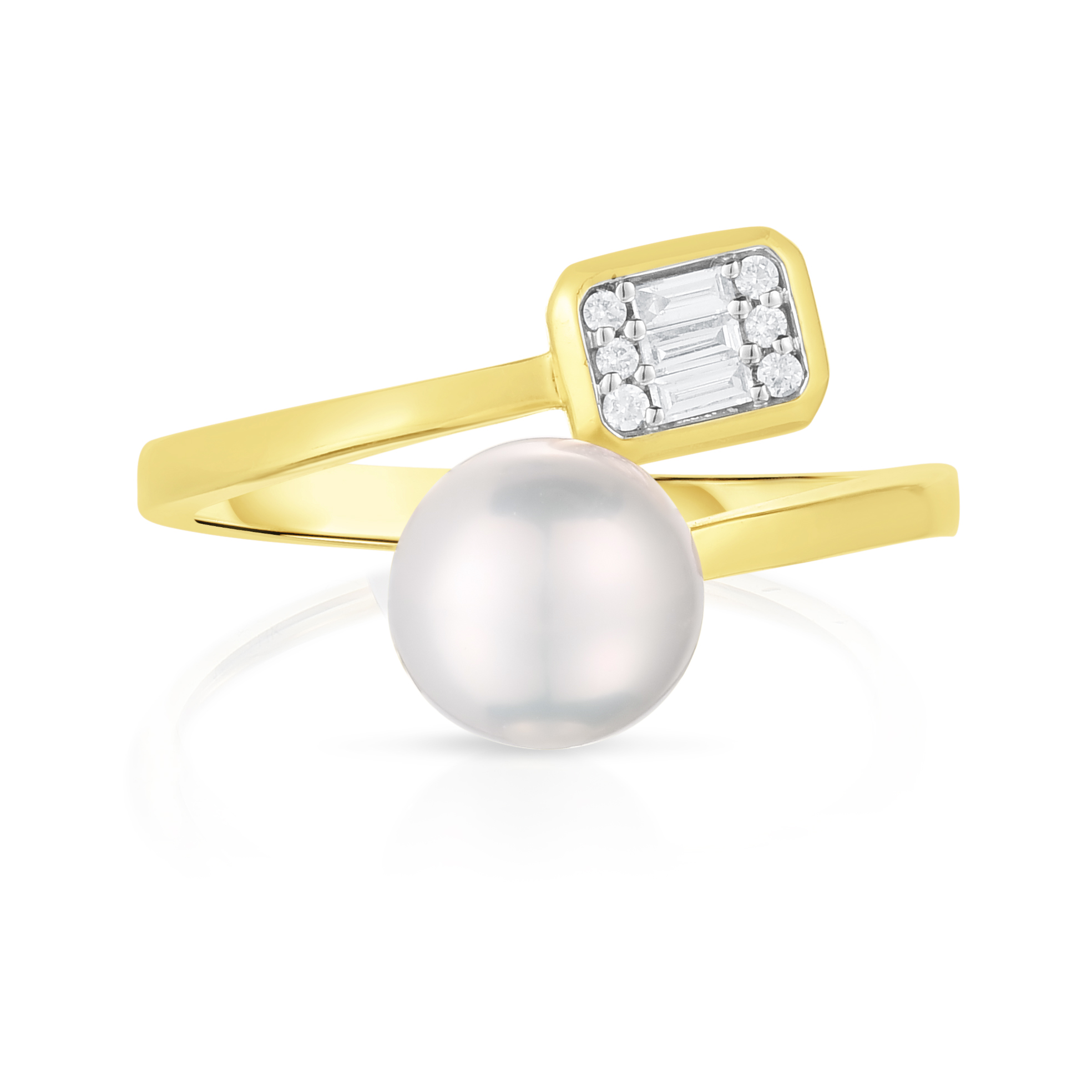 Pearl and Diamond Ring